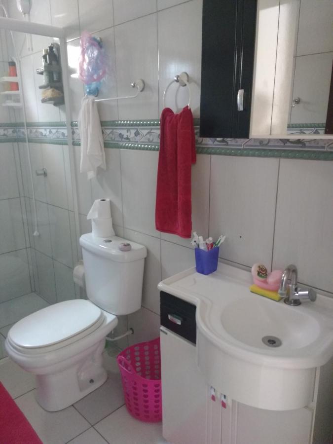 Um Quarto Em Casa Agradavel Pereque Zewnętrze zdjęcie